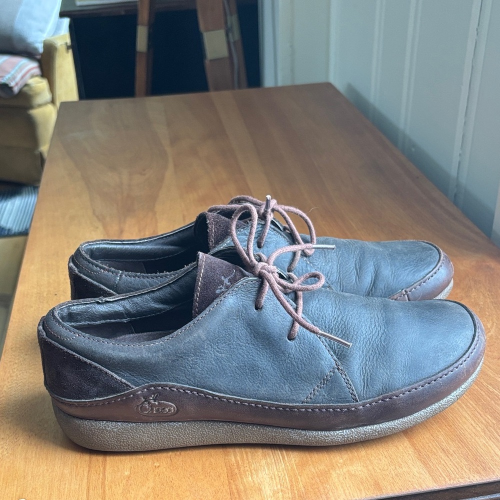 Chaco Montrose leather chukka shoes